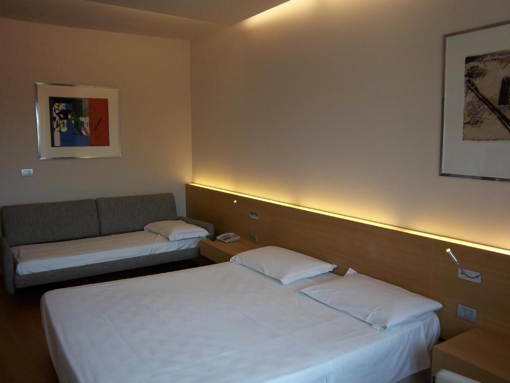 Hotel Internazionale Cervignano del Friuli Pokoj fotografie